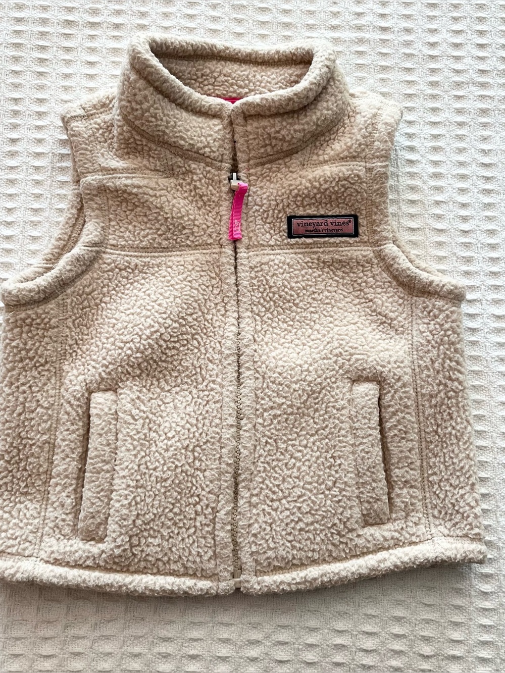 Vineyard Vines Kids Cream Sherpa Vest with Pink Zip Pull